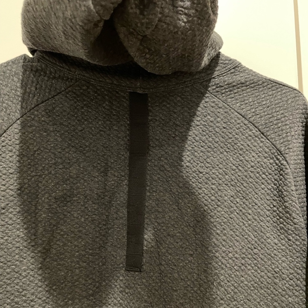 Men’s Lululemon Dark Gray Hooded Pullover - Picture 3 of 5